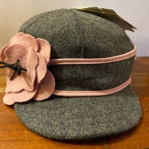Stormy Kromer Gray Pink The Petal Pusher Fitted Cap Women's Size 7 1/8